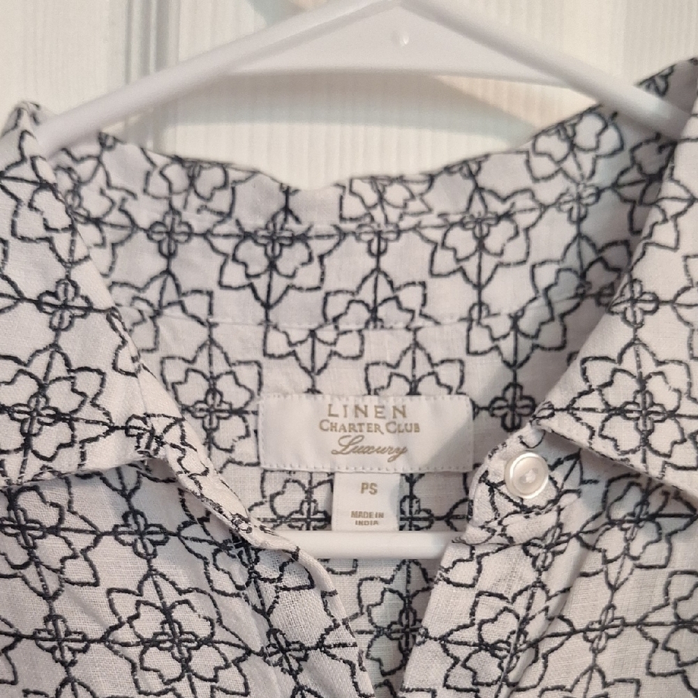 Charter Club Women's Black and White Linen Shirt